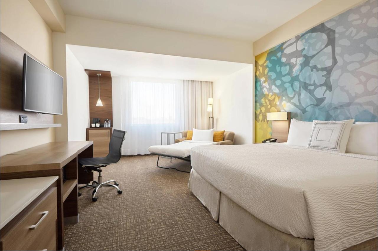 Courtyard By Marriott Hermosillo Bilik gambar